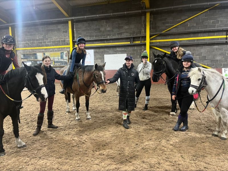 The Young Uns from Stepney Bank Stables Episode 1